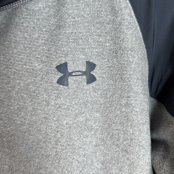 Under Armour COLD GEAR Size M Mens Gray Zip Pocket Full Zip Athletic Jacket - Picture 3 of 8